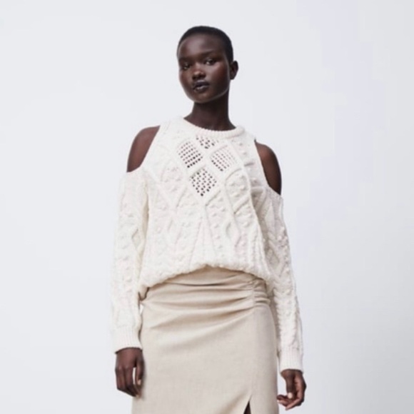 Zara Sweater Cable Knit Cold Shoulder Pom Pom Ecru Small - Picture 1 of 5